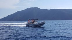 Joy 1 (10 people, 6m)2 Trident Boats